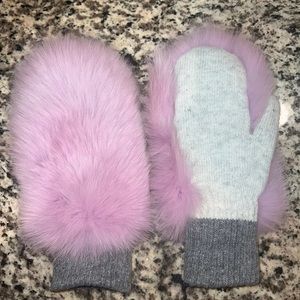 Fox fur mittens